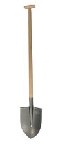 rýč špičatý kladívkový lak s násadou T 90 cm